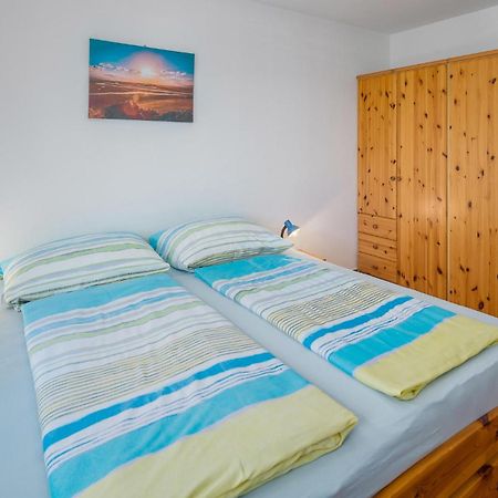 1 Bedroom Beautiful Apartment In Porec Ngoại thất bức ảnh